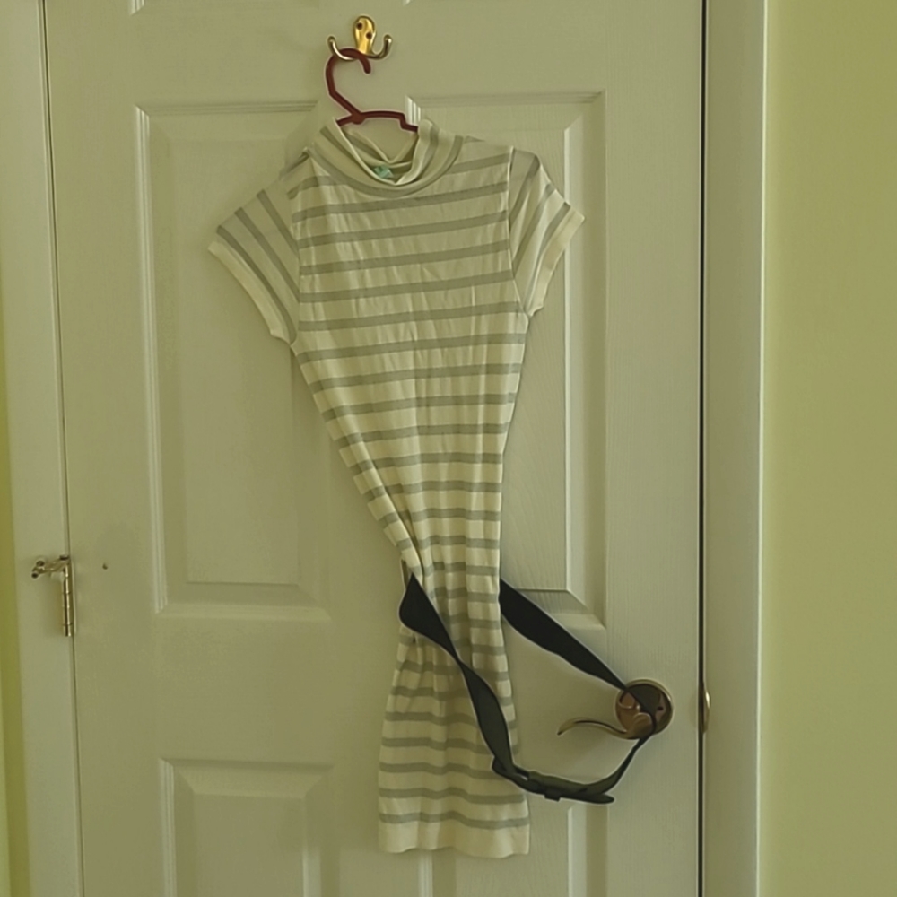 JJ Authentic Dress XS/S with black belt